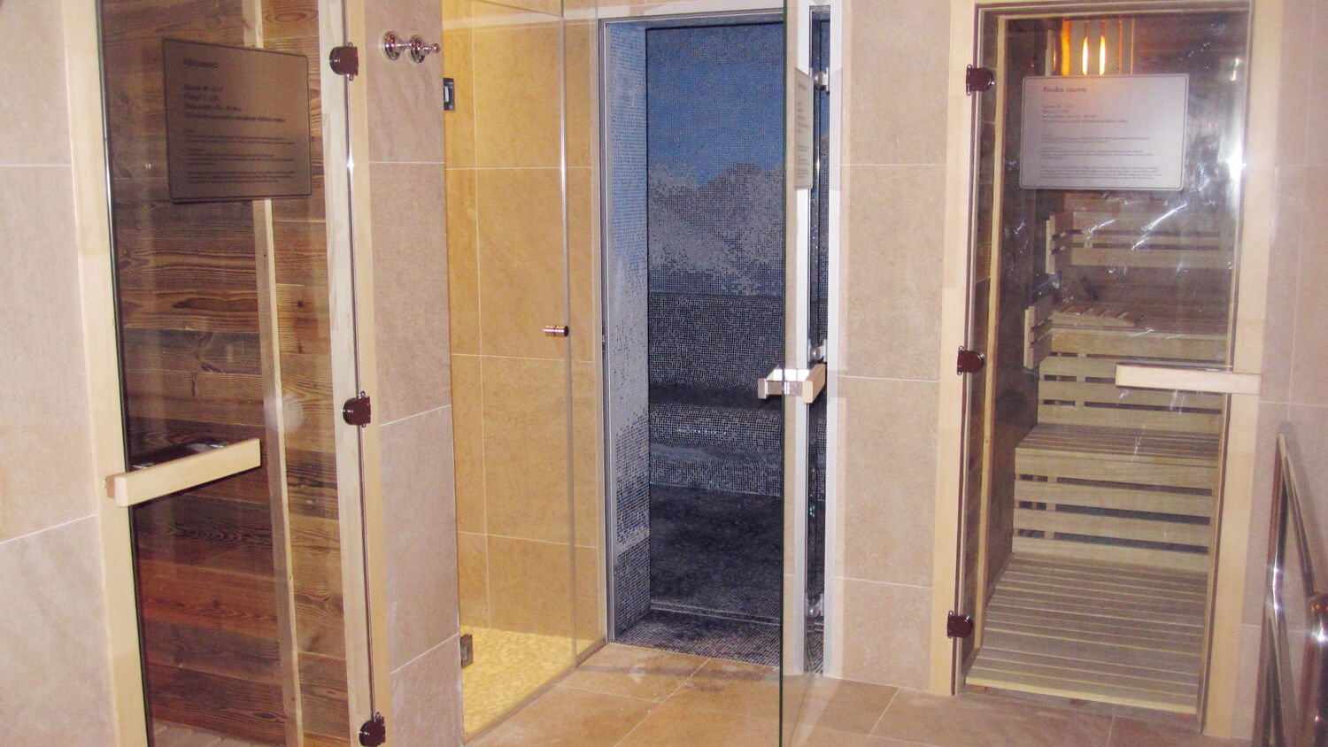 Navrhujeme a realizujeme sauny |  AUNAS s.r.o.  |  Sauny a wellness   |  asauny.sk